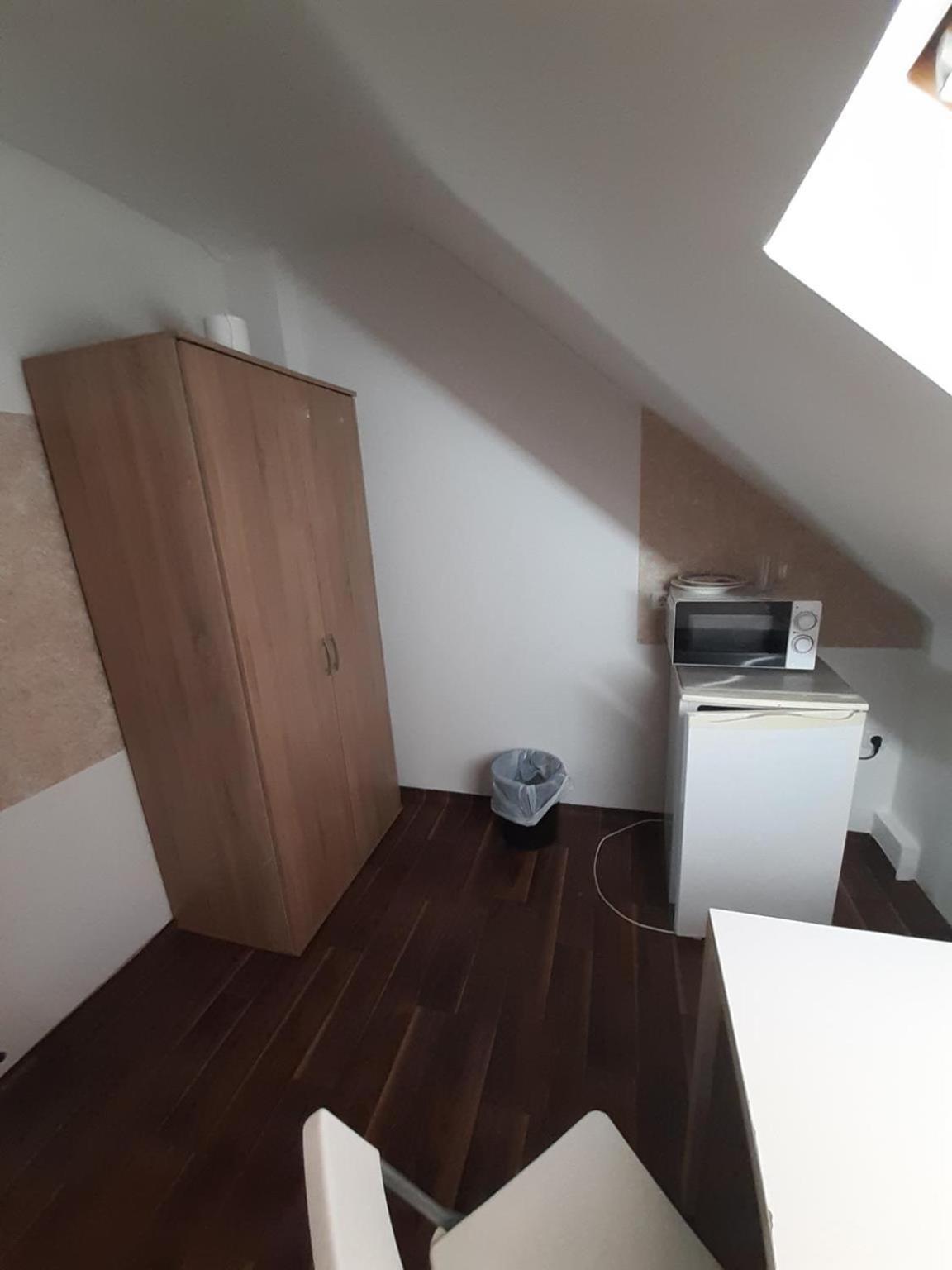 Hostel Budget Allach & Eve 168 München