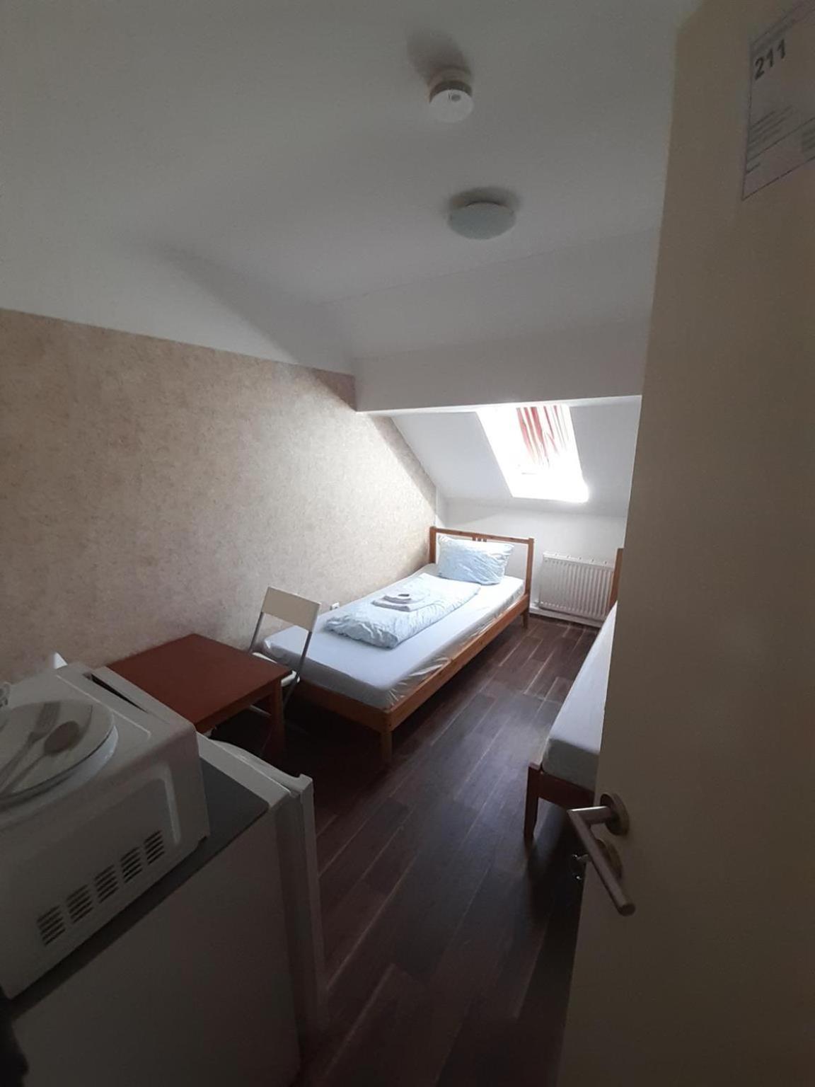 Budget Allach & Eve 168 Ostello