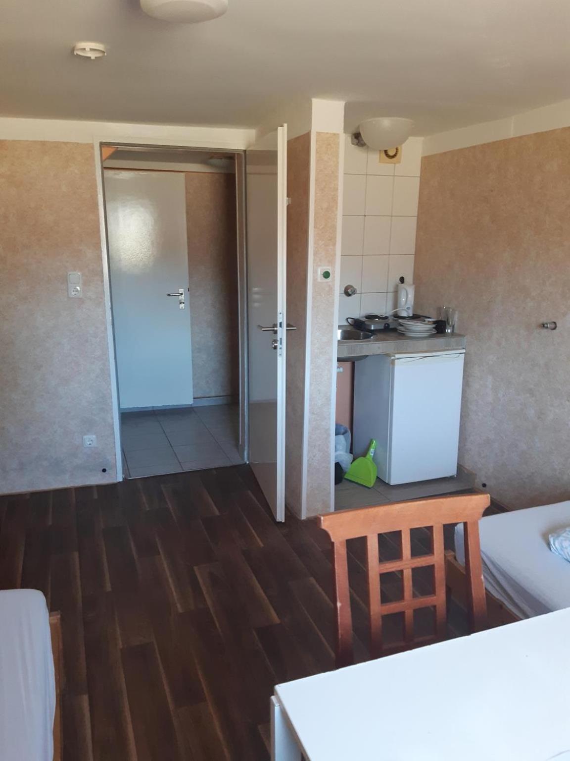 Budget Allach & Eve 168 * Monaco di Baviera