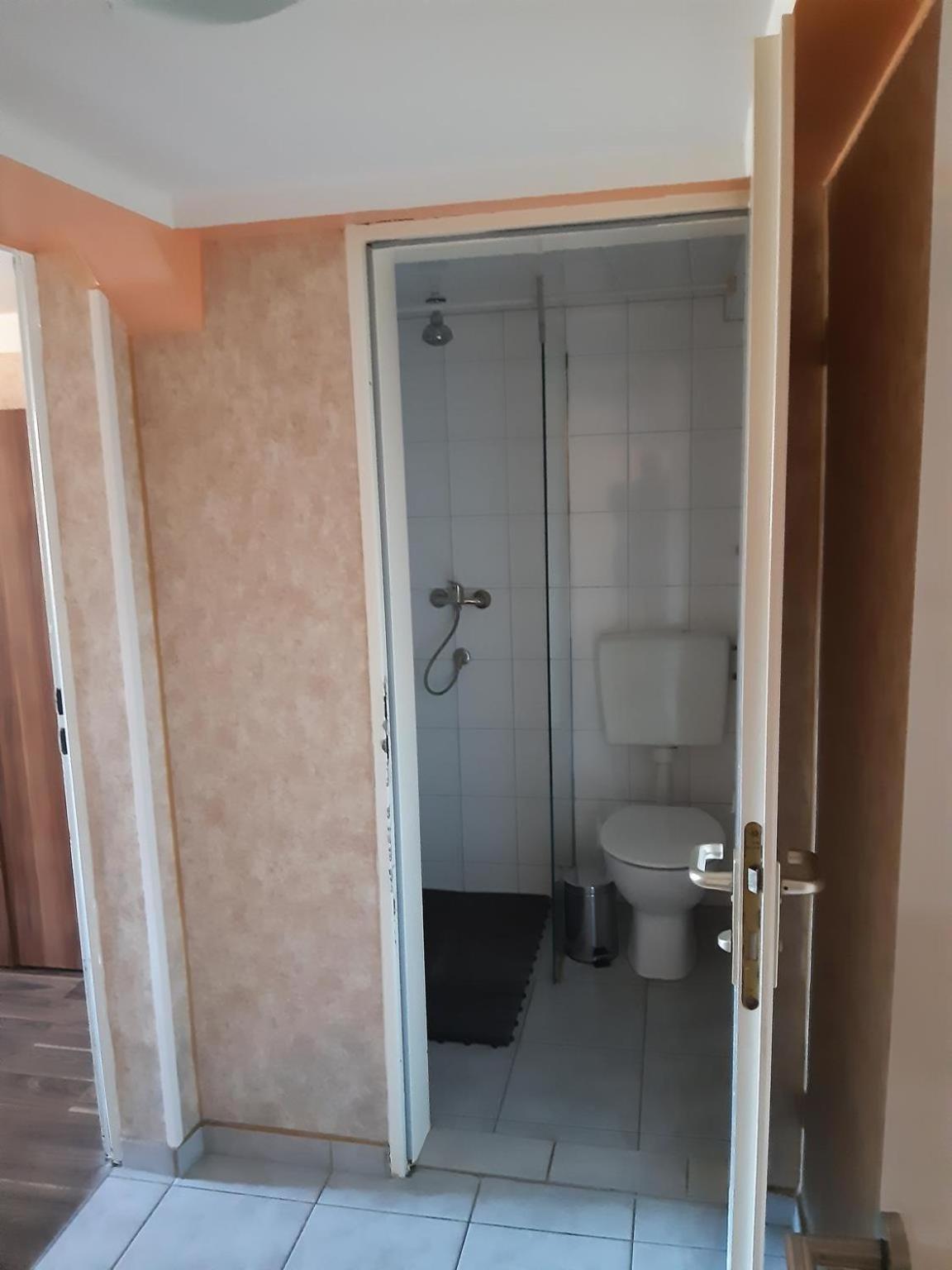 Budget Allach & Eve 168 Monaco di Baviera